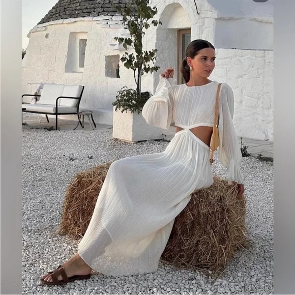 Zara | Dresses | Nwt 79 Zara Woman Ss23 Cut Out Pleated Dress Ecru  874253size Xs | Poshmark